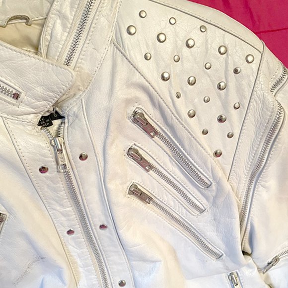 Vintage 1980s white leather jacket with 21 zippers! Sleeves zip off - Picture 5 of 9